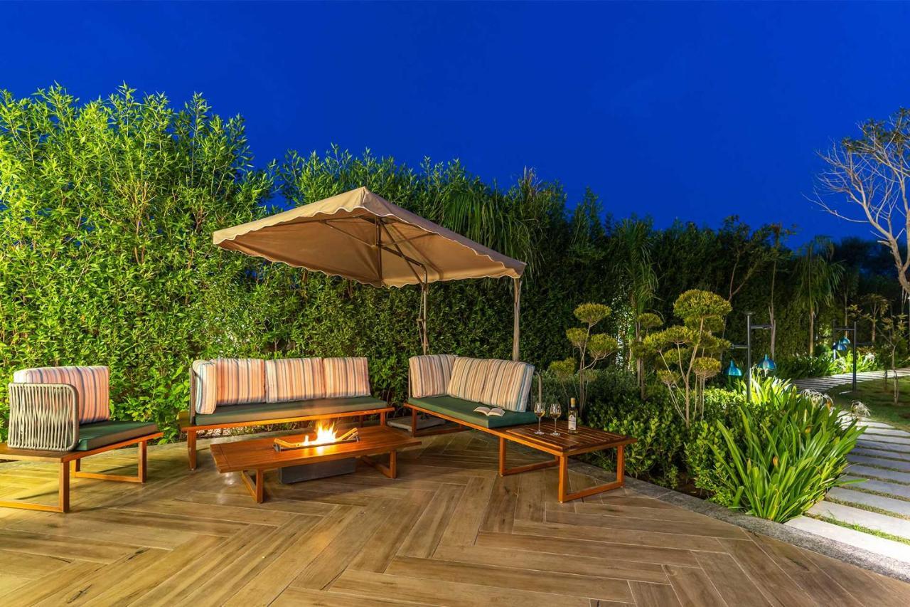Stayvista At Serenity Farms With Pool, Lawn, Bonfire & Bbq Sohna Esterno foto